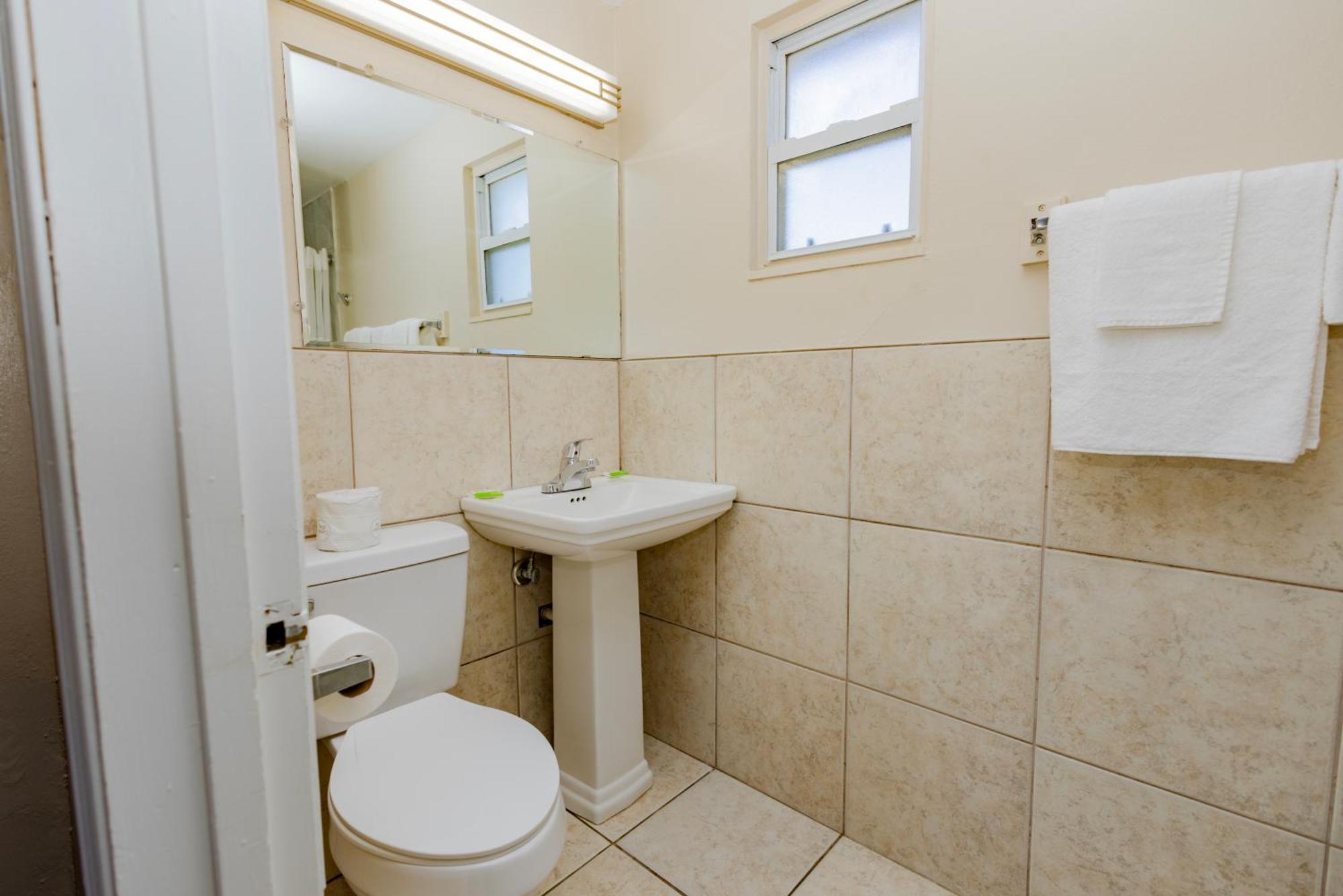 Lockbourne Budget Inn Columbus מראה חיצוני תמונה